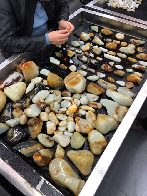 不是新疆,這里才是中國最大的和田玉批發市場